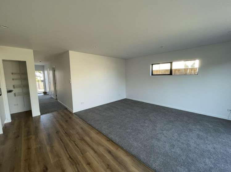 2/10 Mathieson Street City Centre_3