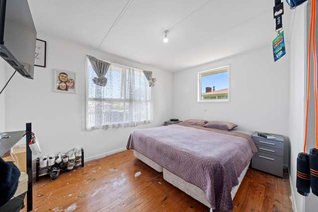 54 Cobham Crescent Otara_4