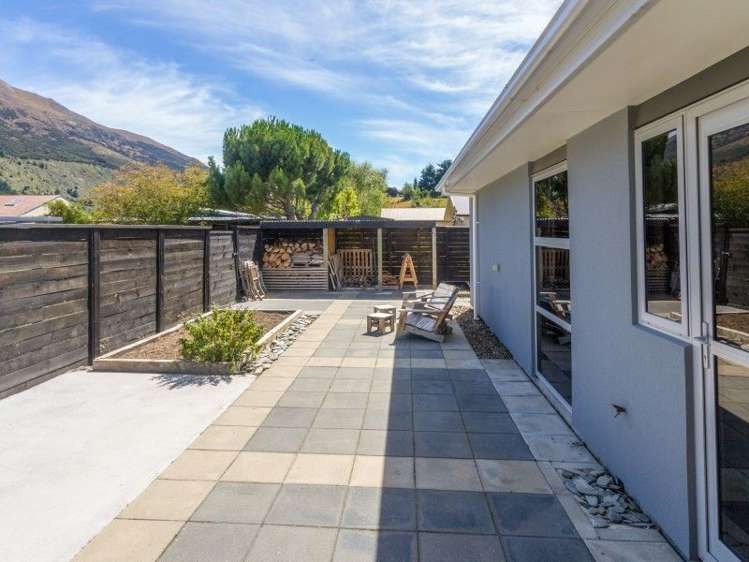 11 Hewson Crescent Lake Hawea_13