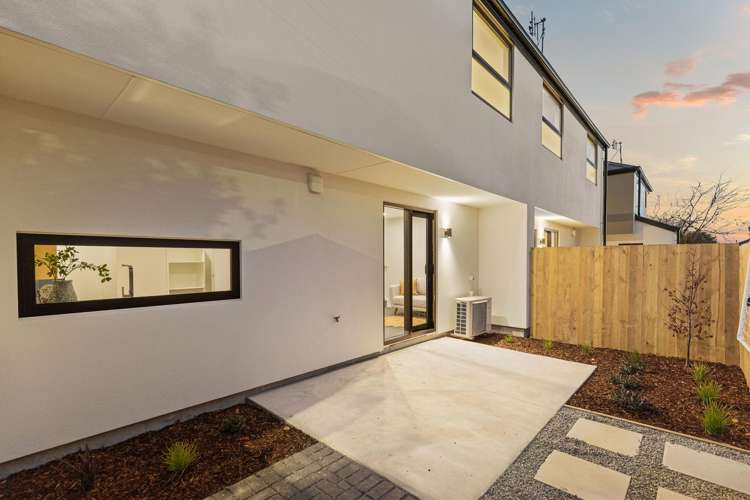 35 Wrights Road Addington_66