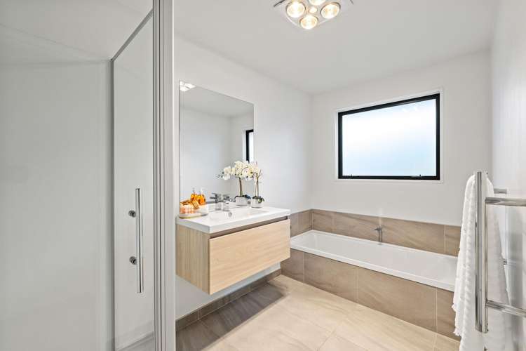 10 Emma Street Marshland_14