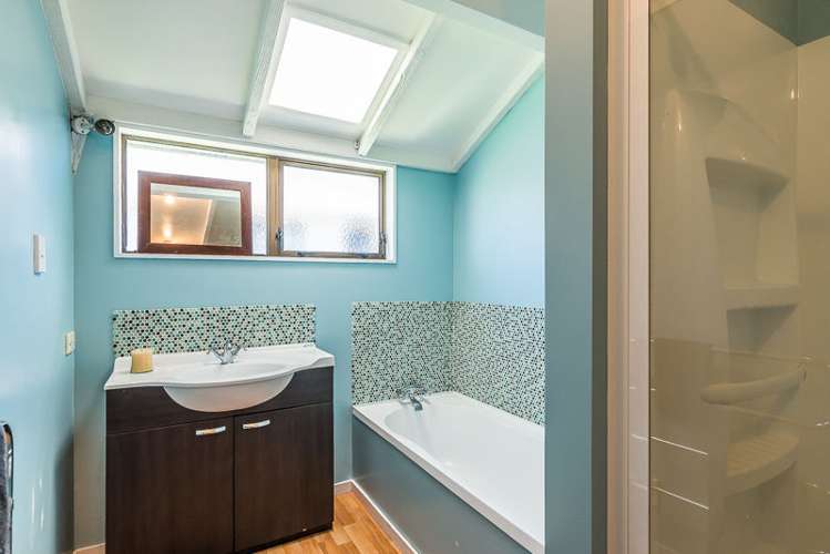 36 Horokiwi Road West Newlands_13