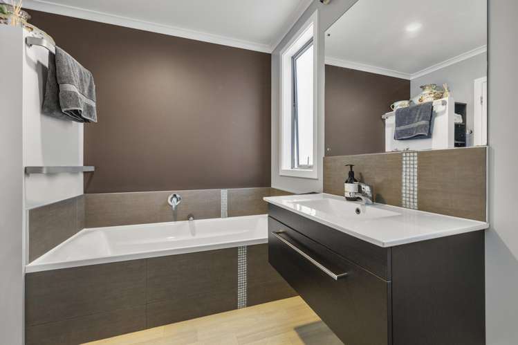 9 Puka Place Raglan_18