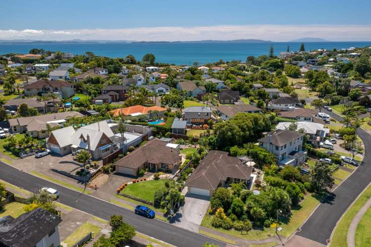 2 Commodore Court Gulf Harbour_36