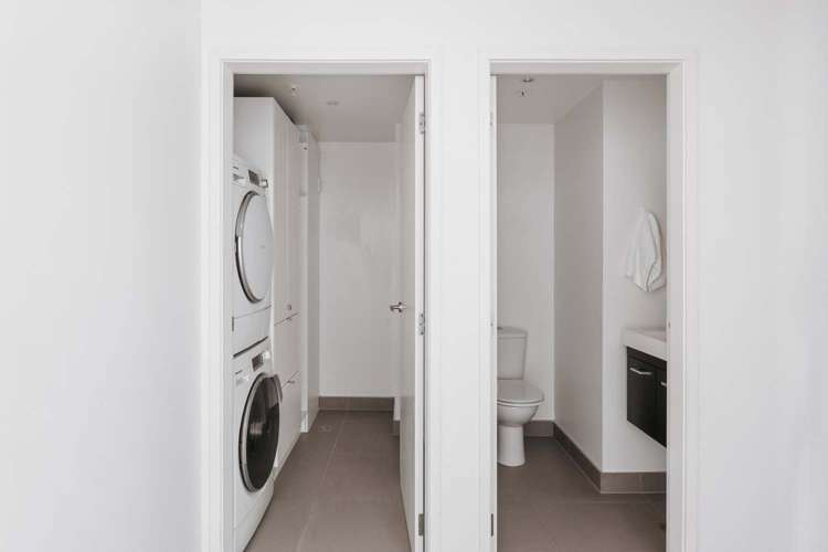 5A2/29 Maunganui Road - Cayman Apartments 11229_17