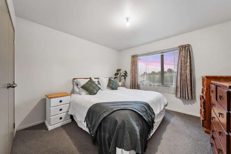 46 Hall Avenue Mangere_9