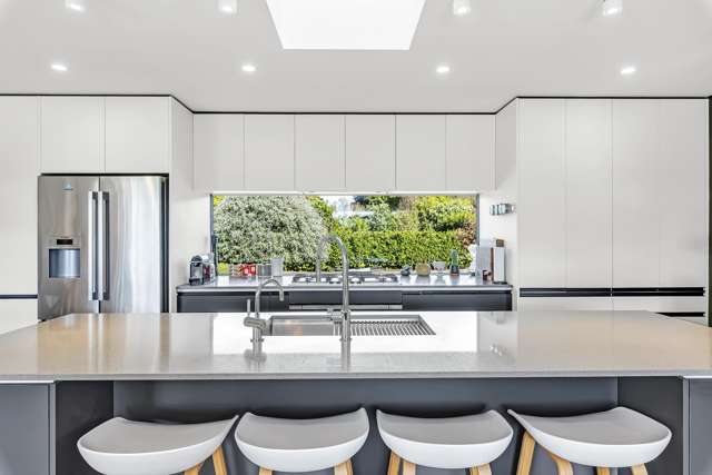 1037 State Highway 1 Te Horo_2