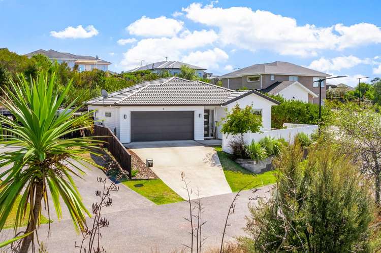 9 Tirohanga Crescent Stanmore Bay_19