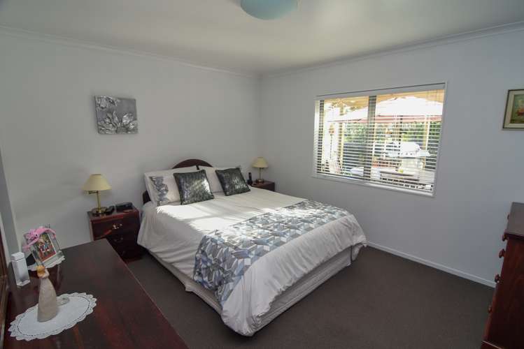 13 Tararua Crescent Carterton_10