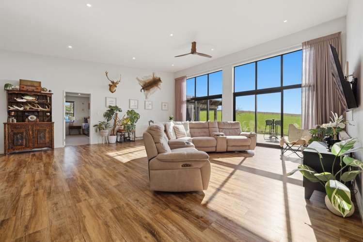 206 Baker Road Waihola_8