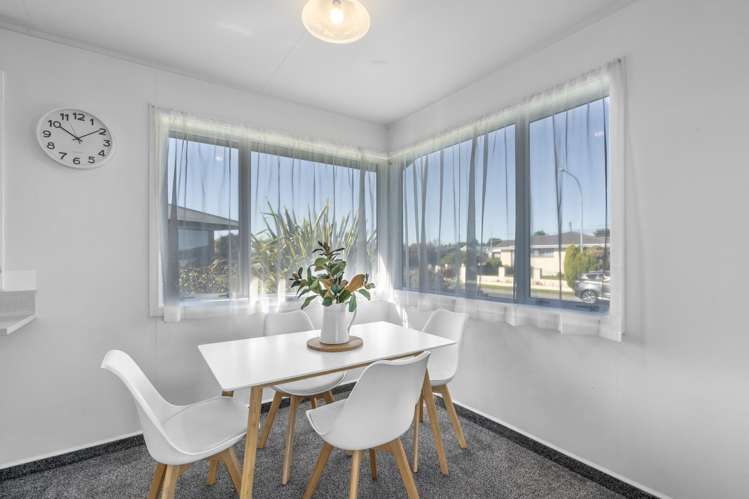 34 Lothian Crescent Strathern_6