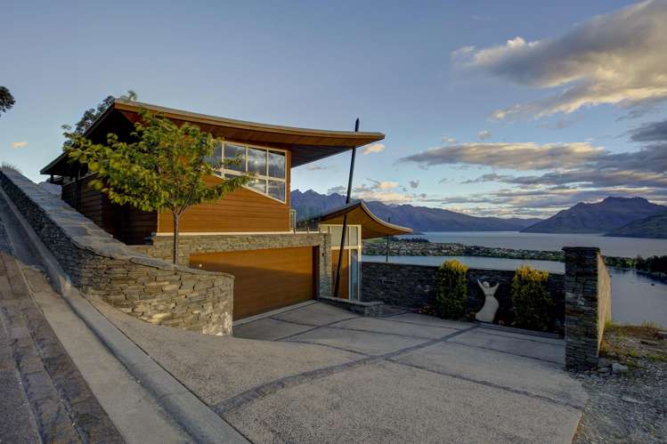 114 Hensman Road Queenstown_1