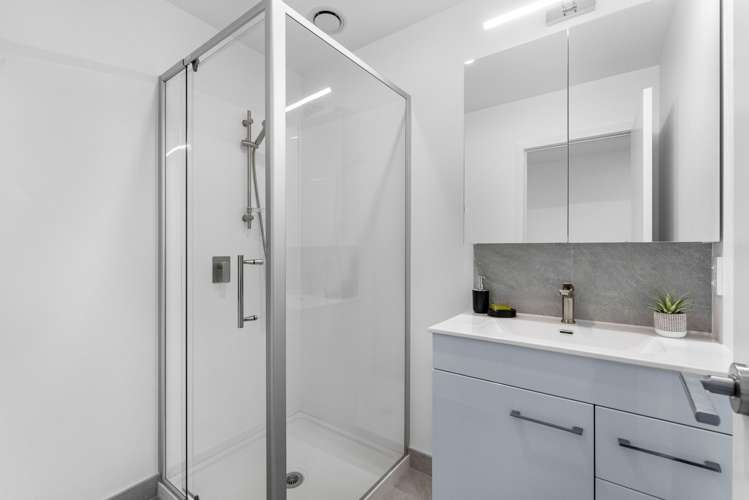 17-35 Raukohekohe Road Wiri_8