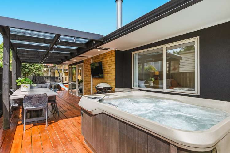 2/15 Kotare Street Hilltop_26