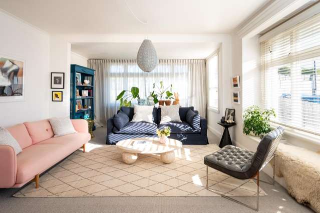 Stylish Character, Premium Location