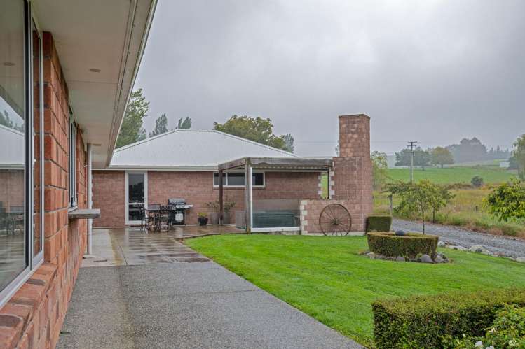744 Motukaika Road Maungati_11