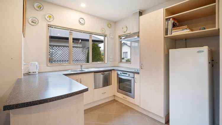 4/15 Derrett Place Saint Martins_7