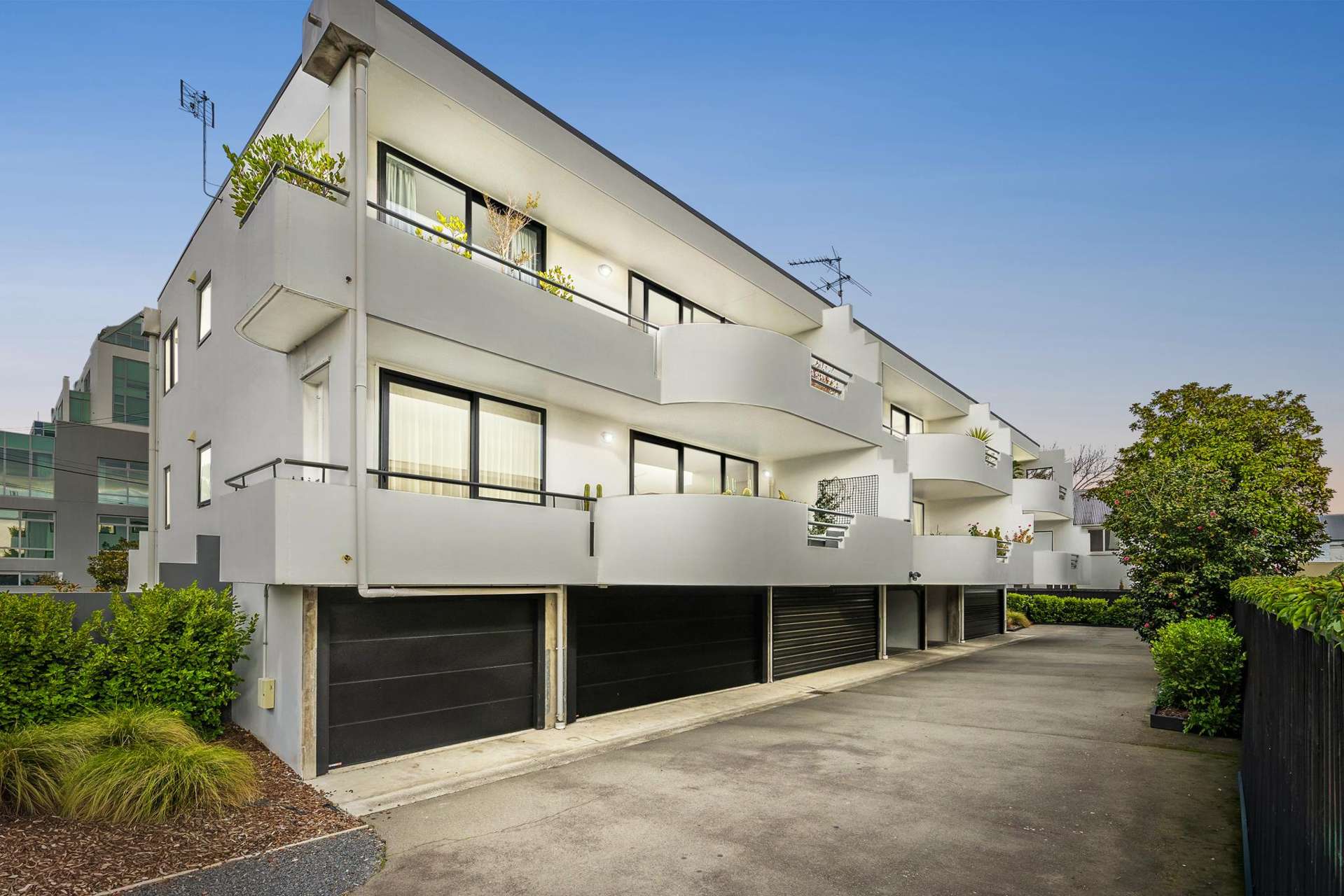 2/55 Carlton Mill Road Merivale_0