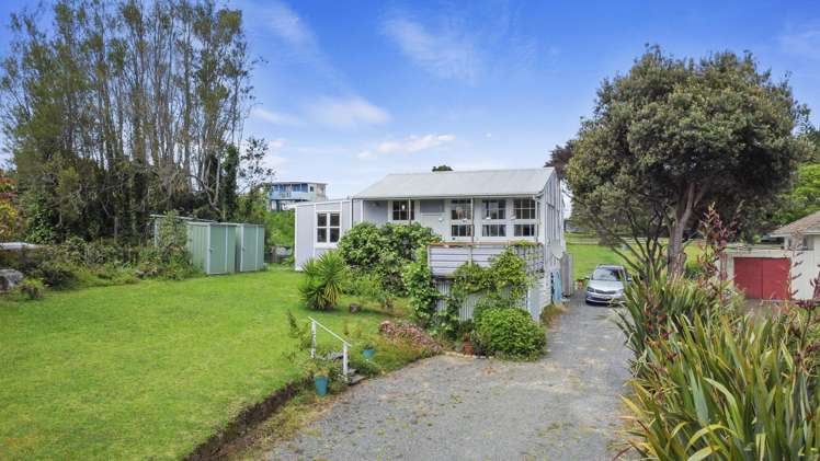 135 Hone Street Kawhia_20