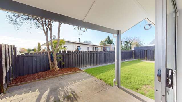 65 Meadowvale Drive 10516_2