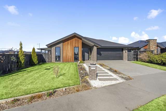 Big Yard, Low Bills, Clear Price