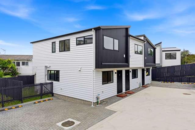 2/14B Porter Avenue Te Atatu South_1
