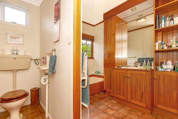 3 River Road Matawhero_10