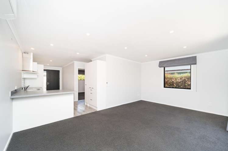 8b Sinclair Street Highbury_10