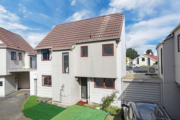 11/19A Gray Avenue Mangere East_22