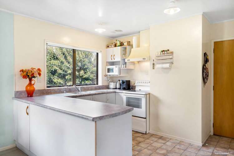 2/1 Septimus Place Henderson_6