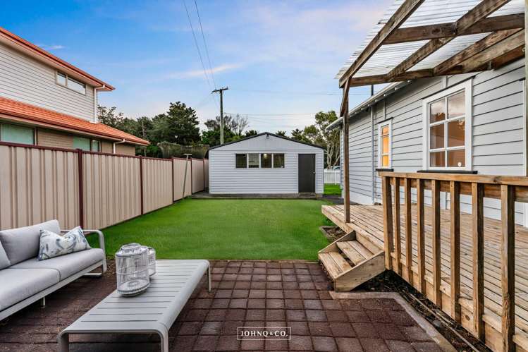 1/137 Abbotts Way Remuera_12