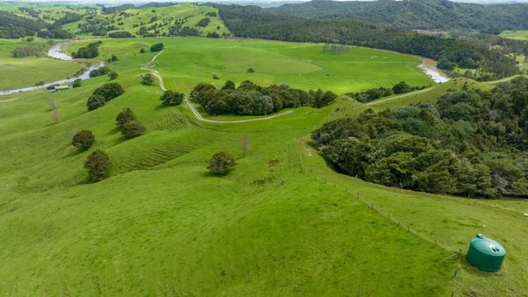 1906 Pukehuia Road Arapohue_4