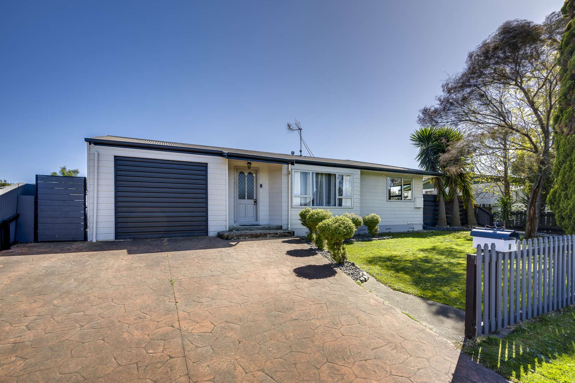 8 Spriggs Crescent Greenmeadows_0