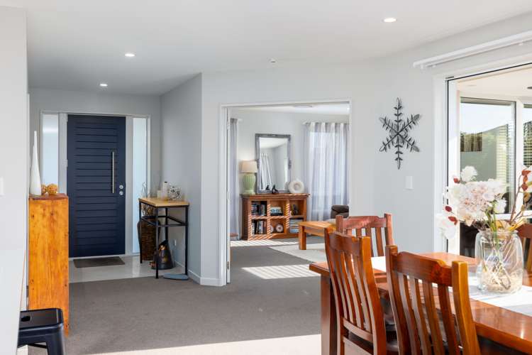 26 Pegasus Main Street Pegasus_8