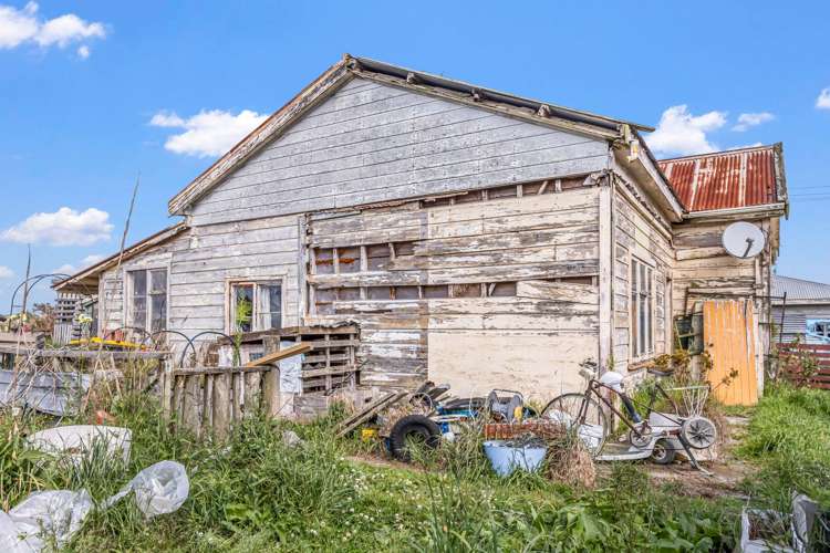 5780 5778 South Road Warea_8