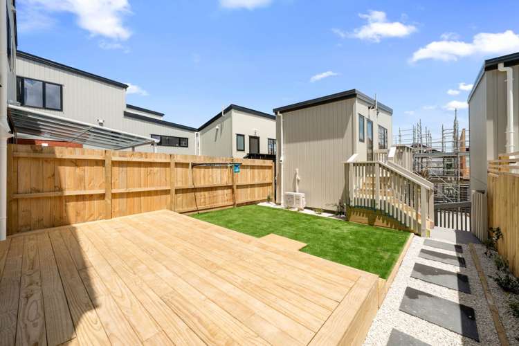 16 Toetoe Street Westgate_22