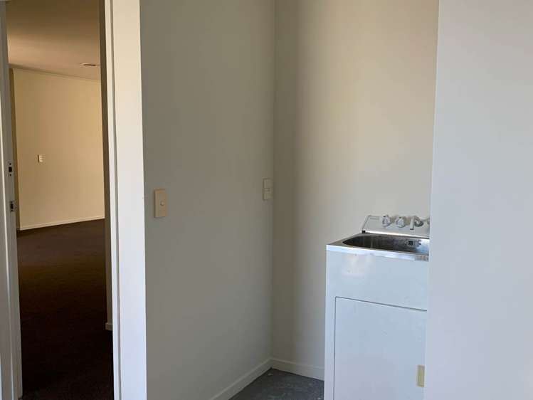 1/322 West Coast Road Glen Eden_11