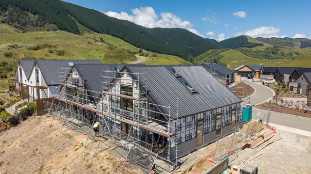 4 Hill Tops Way Stoke_1