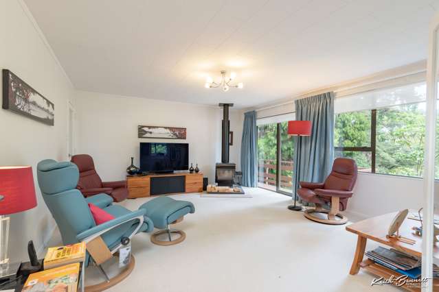 2a Tiniroa Grove Silverstream_4