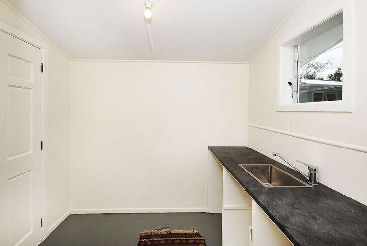 79 Woodward Street Featherston_5