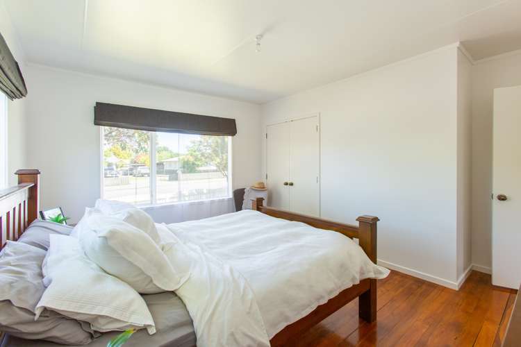 87 Gordon Street Dannevirke_11