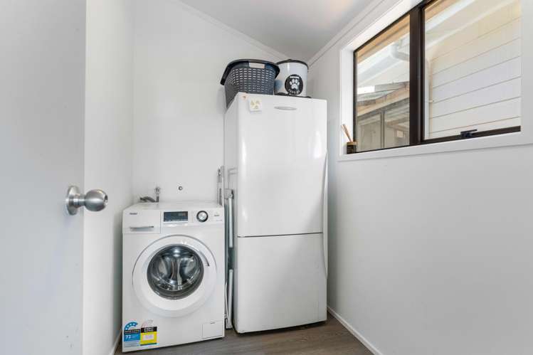 113 Lorraine Place Whangamata_18