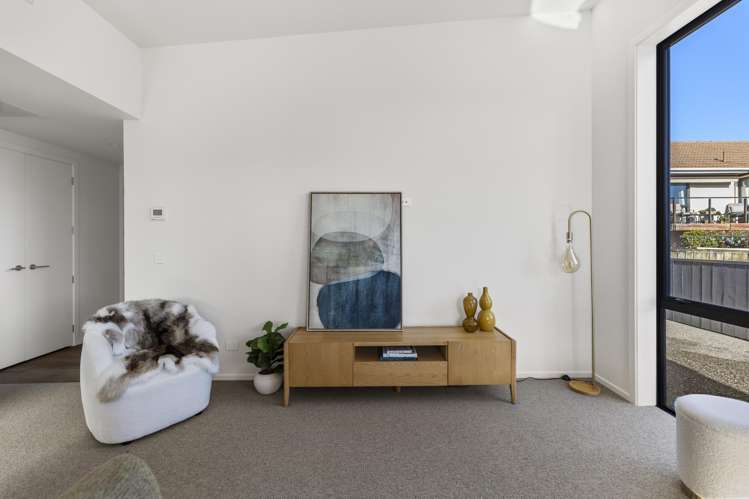 1 & 2/23 Wales Street Maori Hill_26
