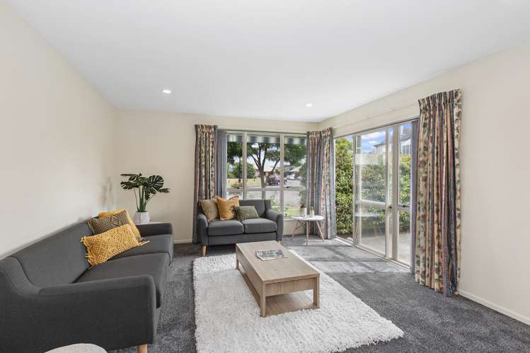 19 Thornlea Place Halswell_1