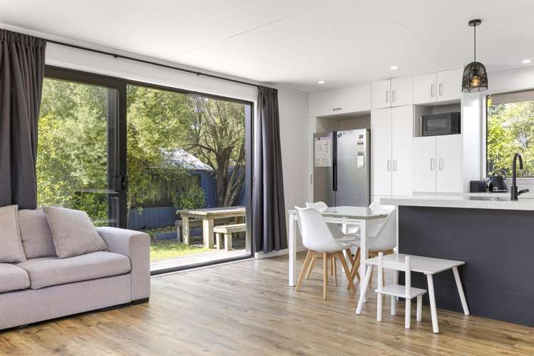 38A Arthur Crescent Hilltop_5