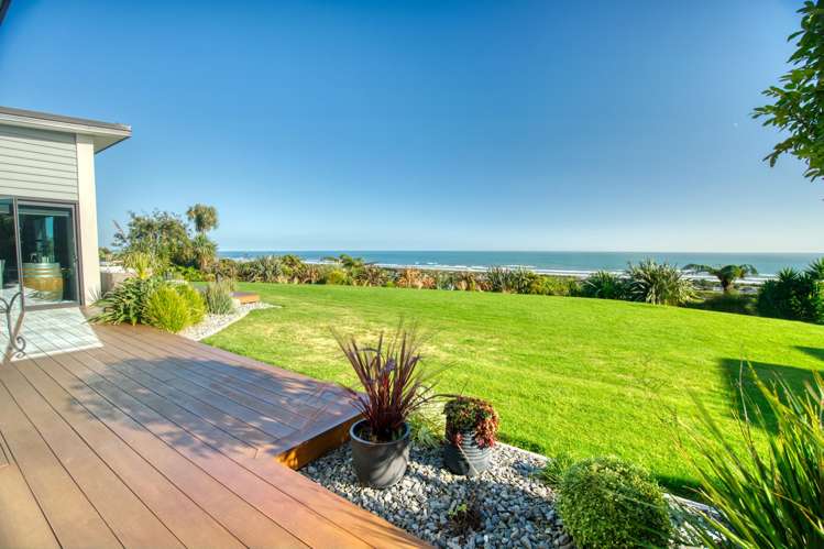 14 Tasman View Road Paroa_29
