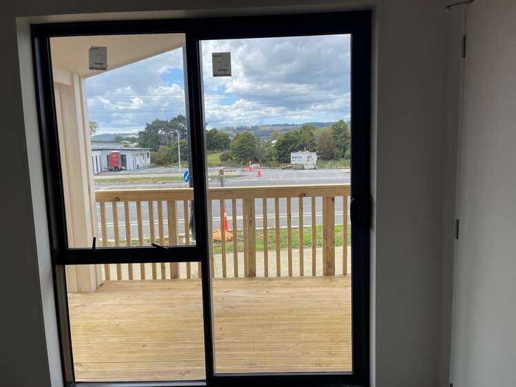 7a Tributary Parade Karaka_12