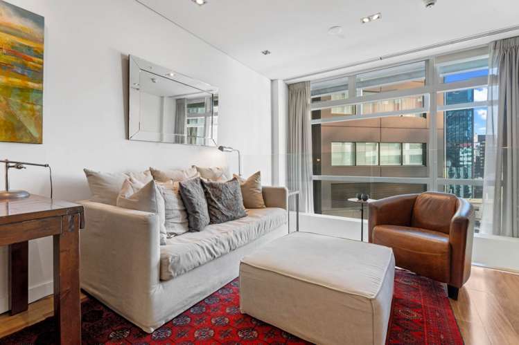 1202/26 Albert Street City Centre_5