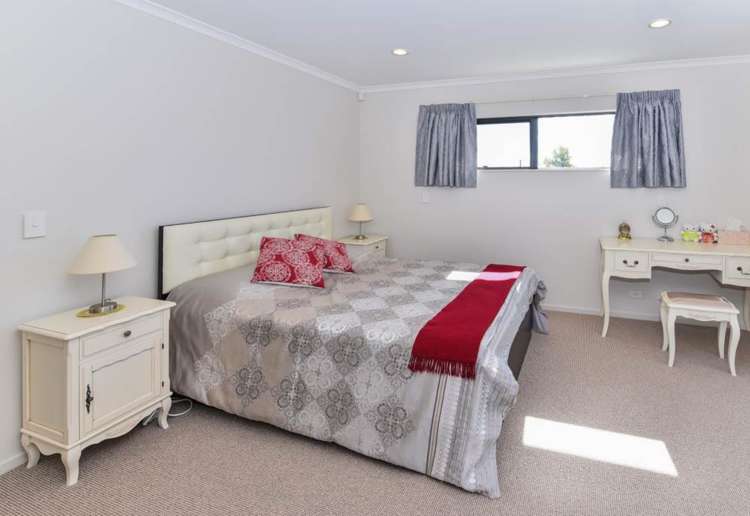 9 Kirkaldy Street Wattle Downs_6