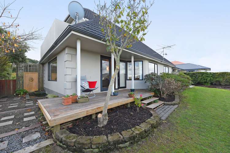 82 Redvers Drive Belmont_24